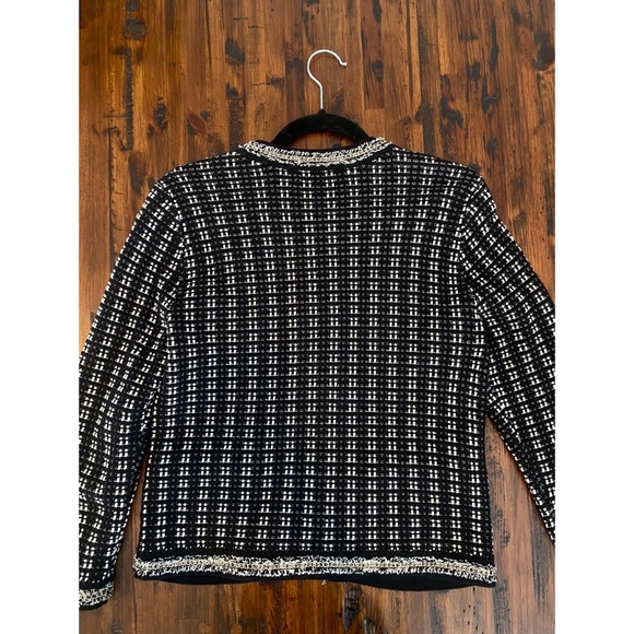 Alice+Olivia B&W Sweat with Silver Chain Accents - Picture 3 of 6